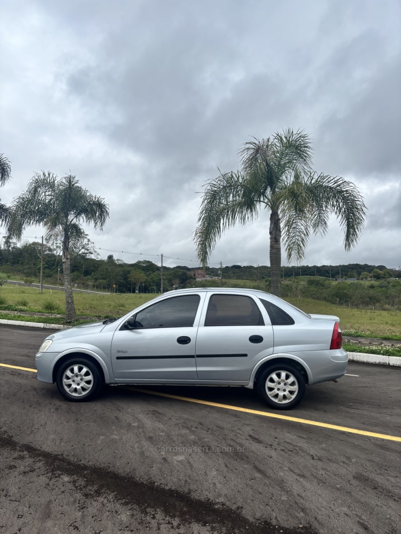 CORSA 1.0 MPFI MAXX 8V FLEX 4P MANUAL - 2006 - CARLOS BARBOSA