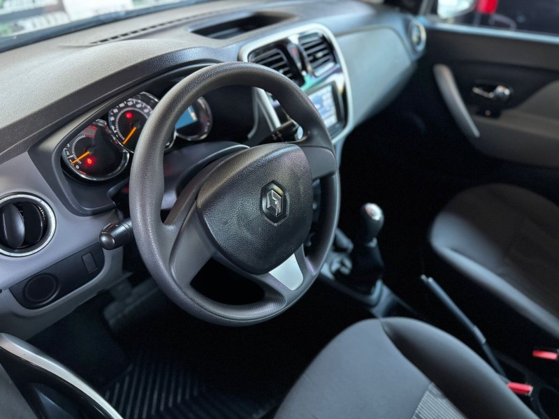 LOGAN 1.0 EXPRESSION 16V FLEX 4P MANUAL - 2015 - CAXIAS DO SUL