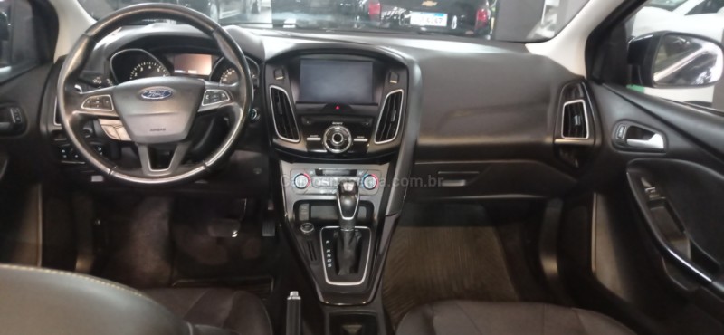 FOCUS 2.0 TITANIUM PLUS 16V FLEX 4P AUTOMÁTICO - 2017 - CAXIAS DO SUL