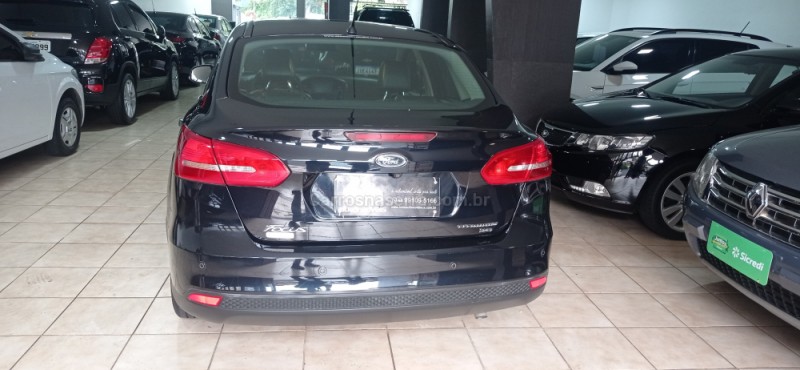 FOCUS 2.0 TITANIUM PLUS 16V FLEX 4P AUTOMÁTICO - 2017 - CAXIAS DO SUL