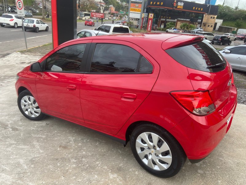 ONIX 1.4 MPFI LT 8V FLEX 4P MANUAL - 2015 - CAXIAS DO SUL