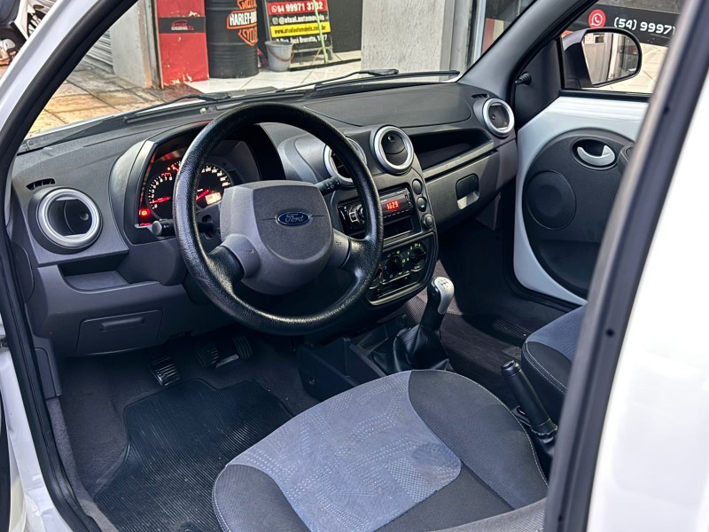 KA 1.0 MPI CLASS 8V FLEX 2P MANUAL - 2013 - CAXIAS DO SUL