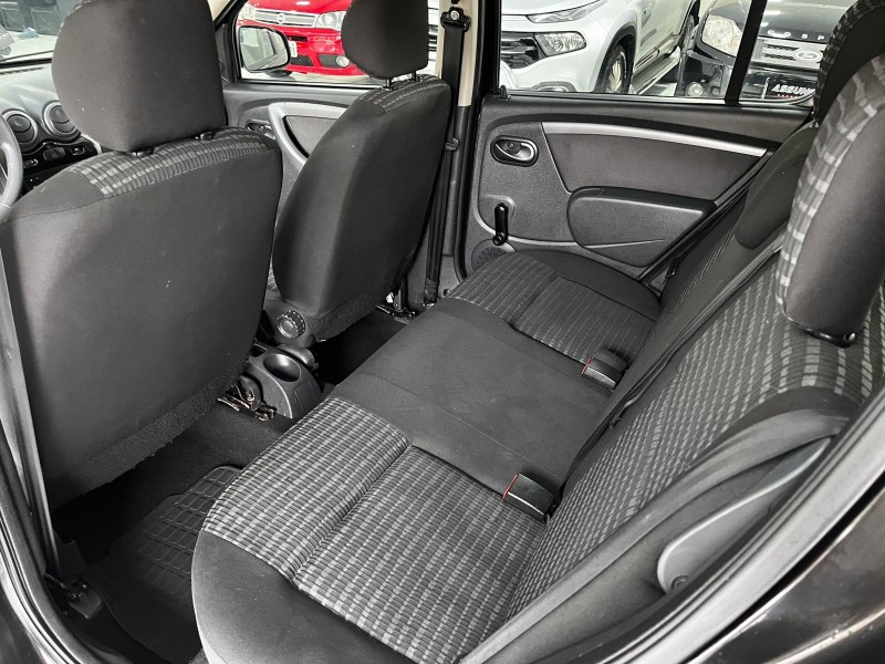 SANDERO 1.6 EXPRESSION 8V FLEX 4P MANUAL - 2013 - CAXIAS DO SUL