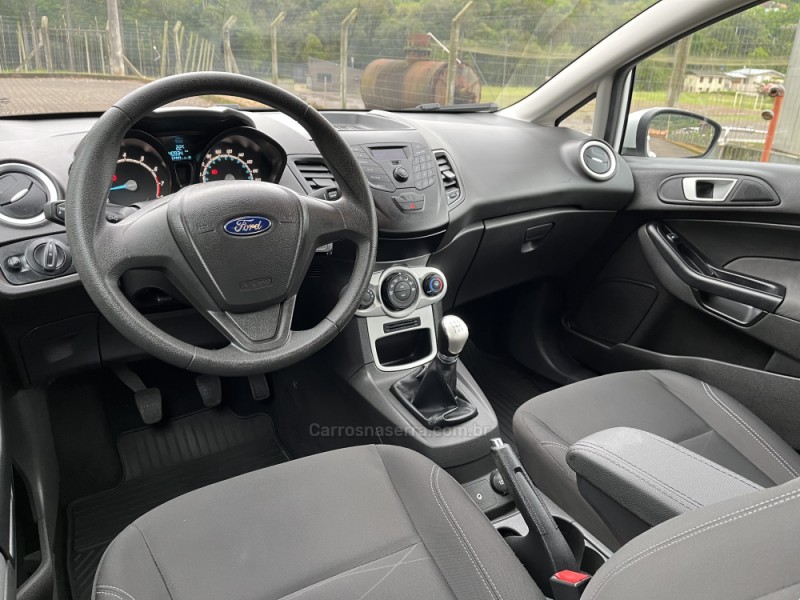 FIESTA 1.6 SE HATCH 16V FLEX 4P MANUAL - 2017 - NOVA BASSANO