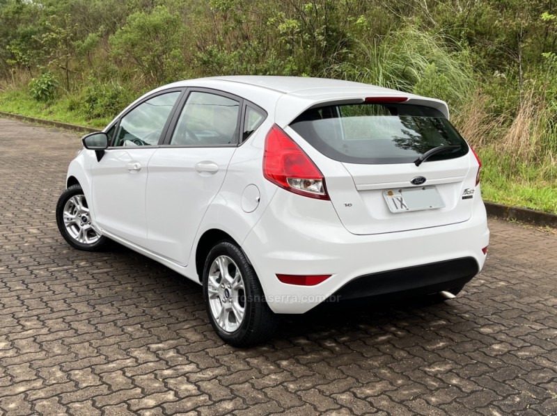 FIESTA 1.6 SE HATCH 16V FLEX 4P MANUAL - 2017 - NOVA BASSANO