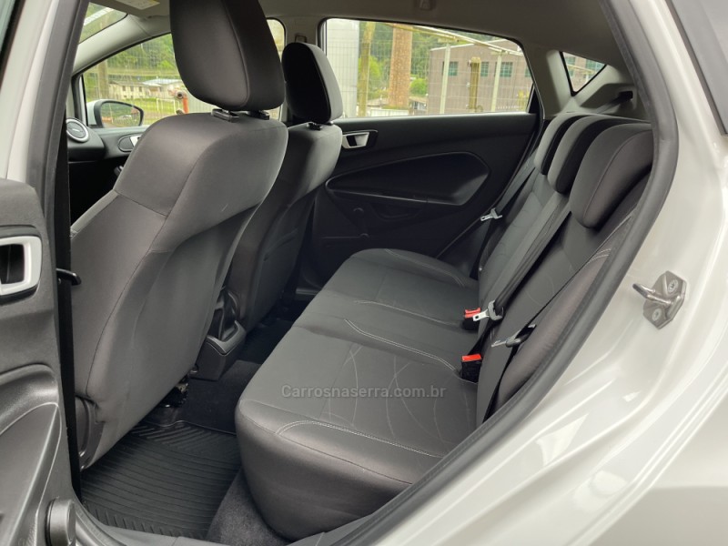 FIESTA 1.6 SE HATCH 16V FLEX 4P MANUAL - 2017 - NOVA BASSANO