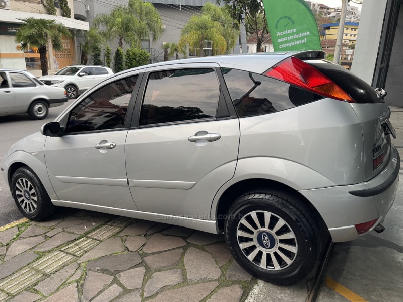 FOCUS 1.6 GLX 8V FLEX 4P MANUAL - 2008 - BENTO GONçALVES
