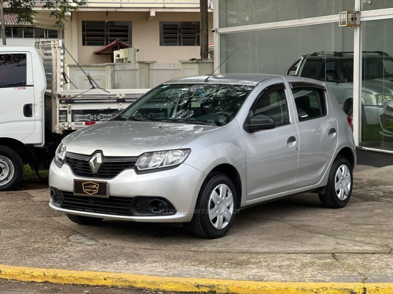 SANDERO 1.0 EXPRESSION 16V FLEX 4P MANUAL - 2018 - MONTENEGRO