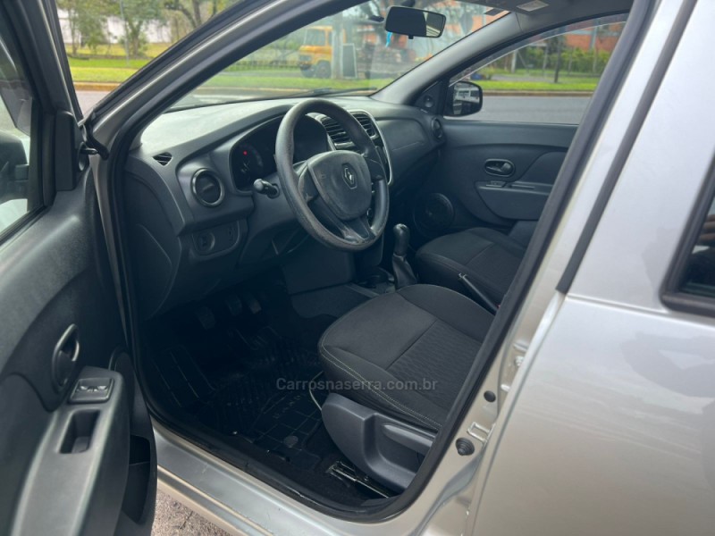 SANDERO 1.0 EXPRESSION 16V FLEX 4P MANUAL - 2018 - MONTENEGRO