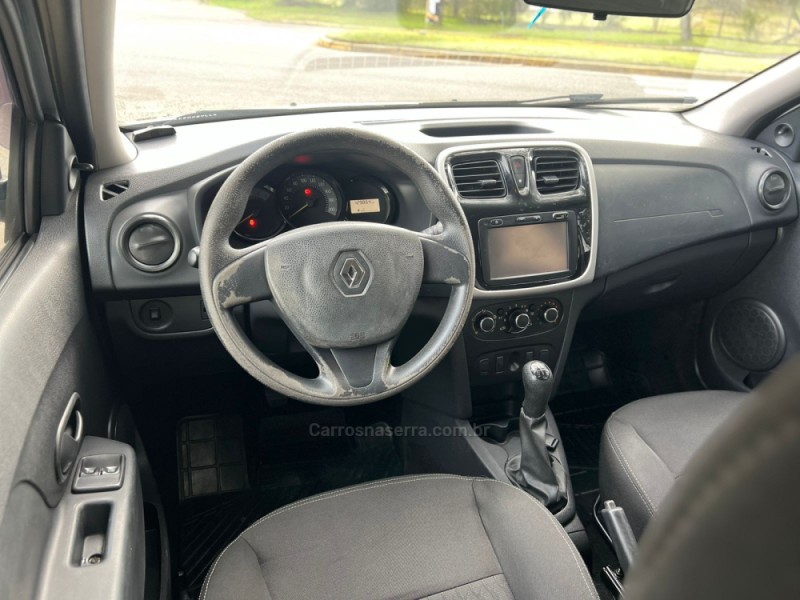 SANDERO 1.0 EXPRESSION 16V FLEX 4P MANUAL - 2018 - MONTENEGRO