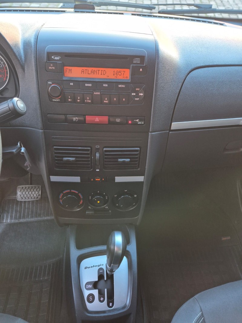 IDEA 1.6 MPI ESSENCE 16V FLEX 4P AUTOMATIZADO - 2011 - CAXIAS DO SUL