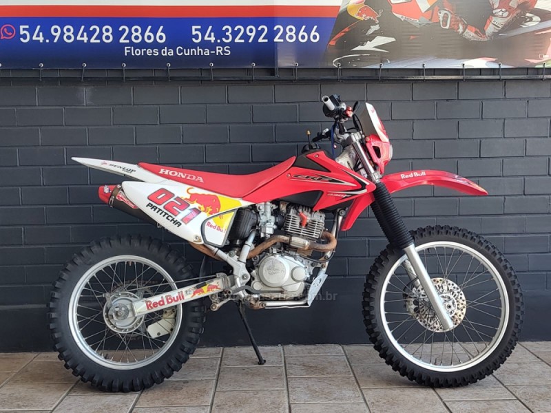 CRF 230F  - 2014 - FLORES DA CUNHA
