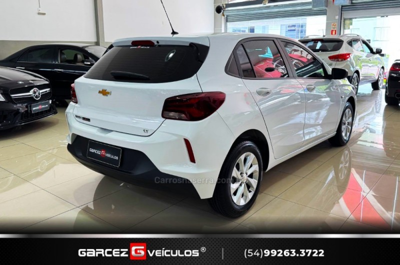 ONIX 1.0 LT 12V FLEX 4P MANUAL - 2023 - BENTO GONçALVES