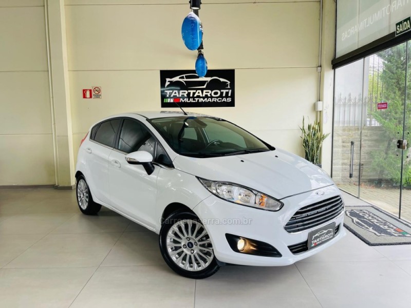 FIESTA 1.6 TITANIUM HATCH 16V FLEX 4P AUTOMÁTICO