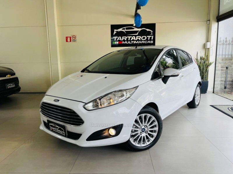 FIESTA 1.6 TITANIUM HATCH 16V FLEX 4P AUTOMÁTICO - 2015 - CAXIAS DO SUL