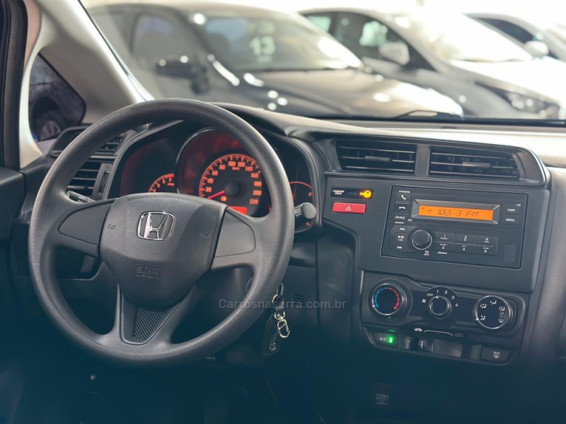 FIT 1.5 LX 16V FLEX 4P MANUAL - 2015 - VACARIA