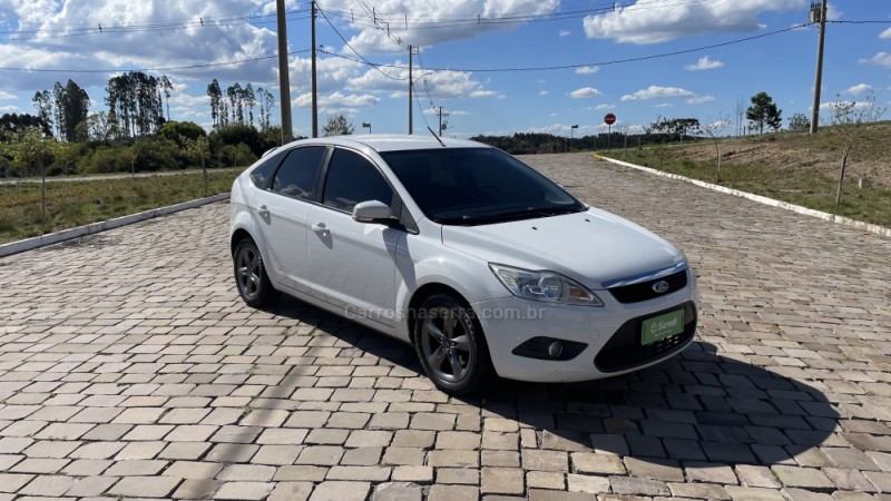 FOCUS 1.6 GLX 16V FLEX 4P MANUAL