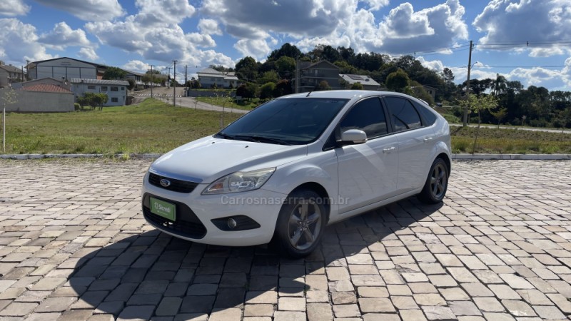 FOCUS 1.6 GLX 16V FLEX 4P MANUAL - 2012 - VILA FLORES