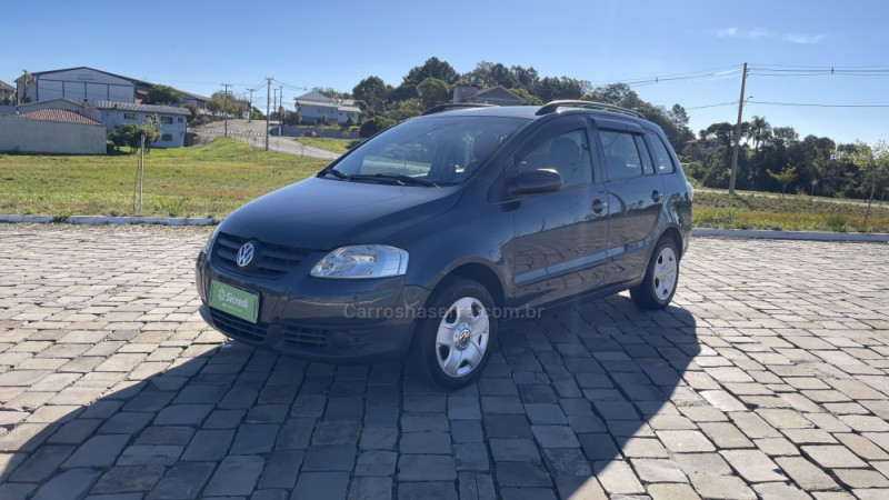 SPACEFOX 1.6 MI 8V FLEX 4P MANUAL - 2009 - VILA FLORES