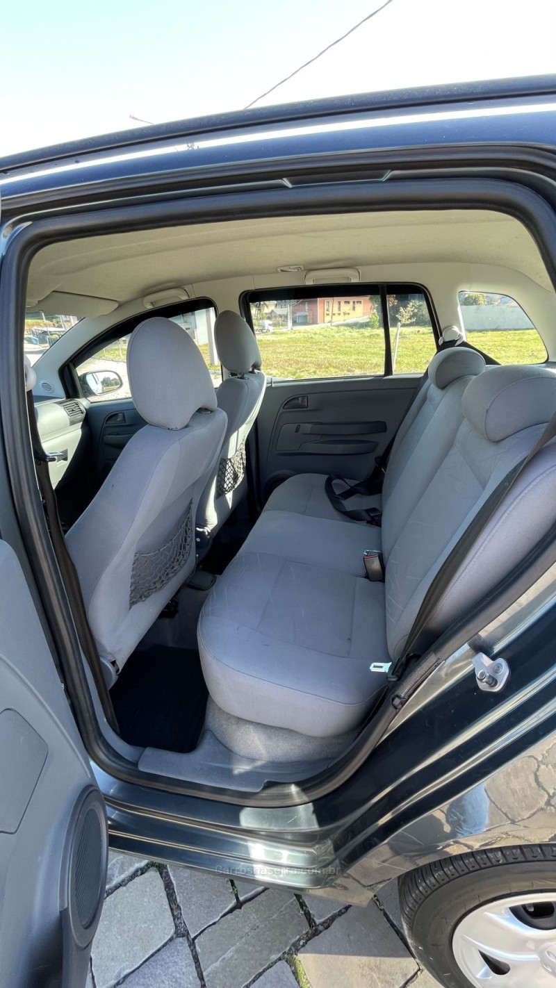 SPACEFOX 1.6 MI 8V FLEX 4P MANUAL - 2009 - VILA FLORES