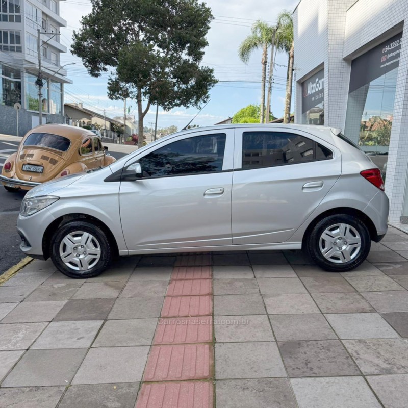 ONIX 1.0 MPFI LT 8V FLEX 4P MANUAL - 2014 - FLORES DA CUNHA