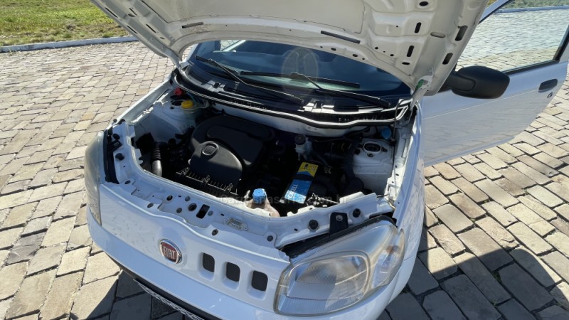 UNO 1.0 EVO VIVACE 8V FLEX 2P MANUAL - 2014 - VILA FLORES