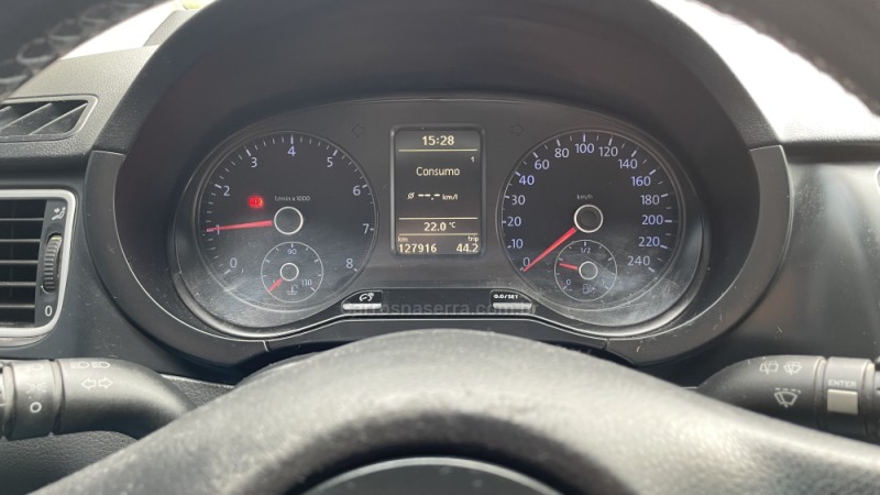 FOX 1.6 MI 8V FLEX 4P MANUAL - 2011 - VILA FLORES