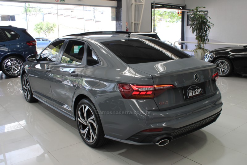 JETTA 2.0 16V TSI GLI 350 GASOLINA 4P AUTOMÁTICO - 2024 - CAXIAS DO SUL