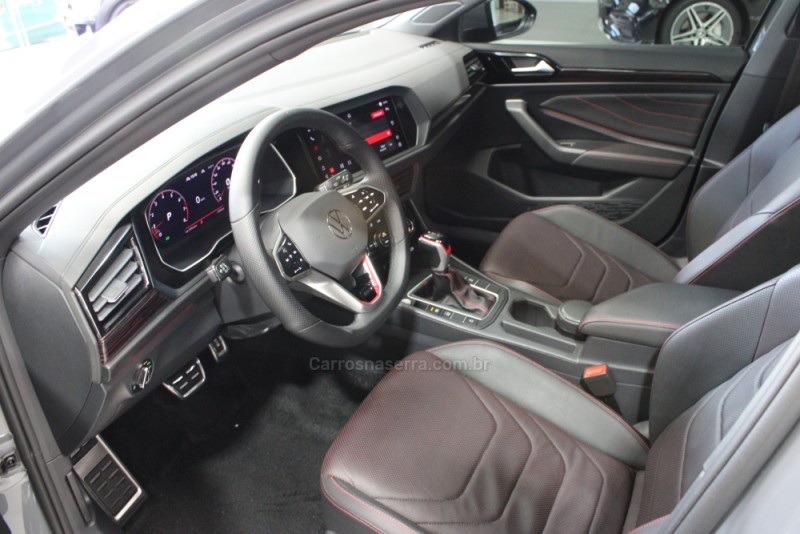 JETTA 2.0 16V TSI GLI 350 GASOLINA 4P AUTOMÁTICO - 2024 - CAXIAS DO SUL