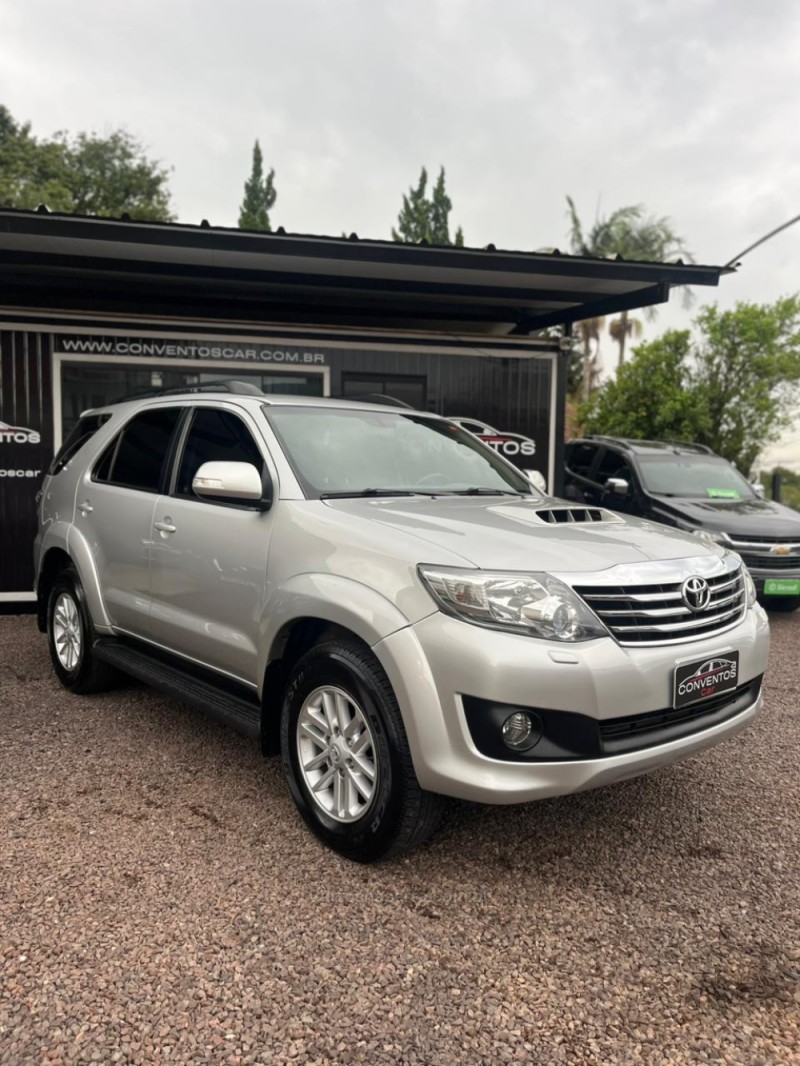 HILUX SW4 3.0 SRV 4X4 16V TURBO INTERCOOLER DIESEL 4P AUTOMÁTICO - 2012 - LAJEADO