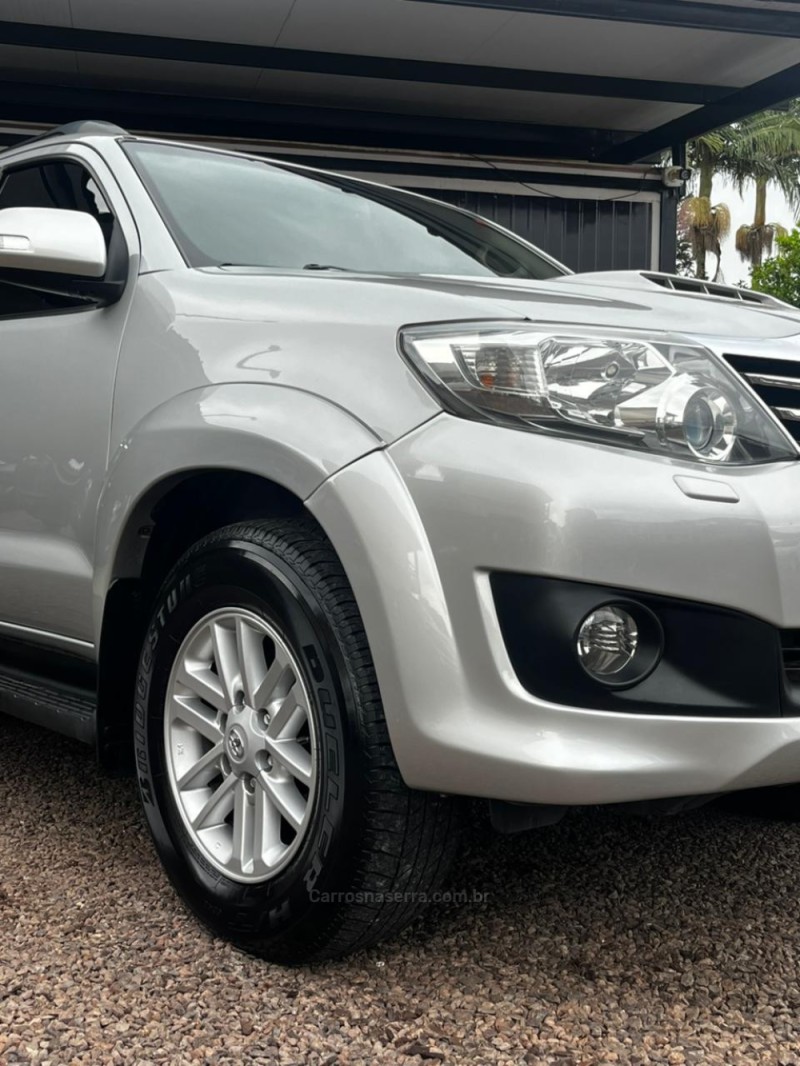 HILUX SW4 3.0 SRV 4X4 16V TURBO INTERCOOLER DIESEL 4P AUTOMÁTICO - 2012 - LAJEADO