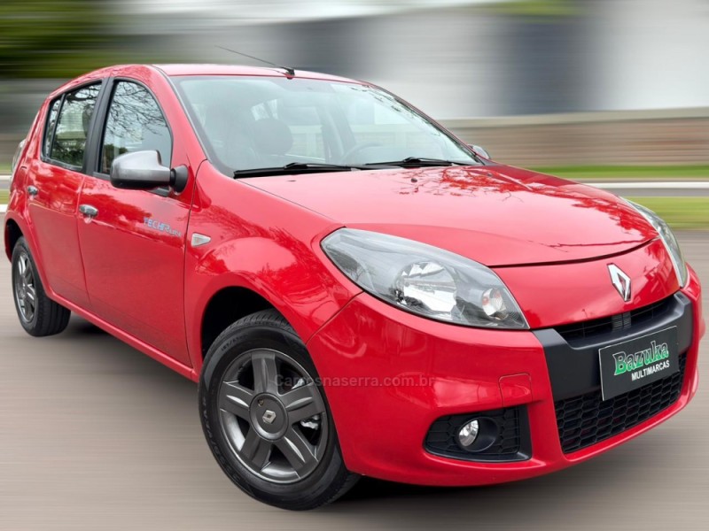 SANDERO 1.0 TECH RUN 16V FLEX 4P MANUAL - 2014 - NOVO HAMBURGO