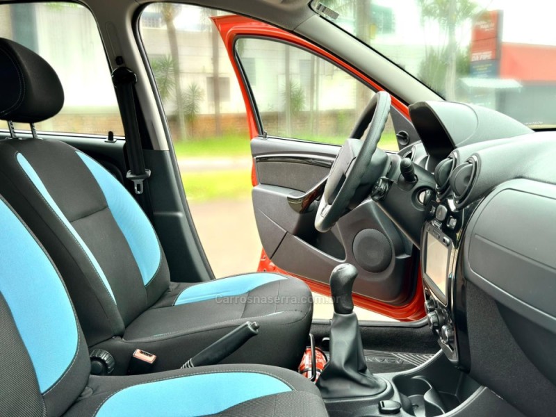 SANDERO 1.0 TECH RUN 16V FLEX 4P MANUAL - 2014 - NOVO HAMBURGO