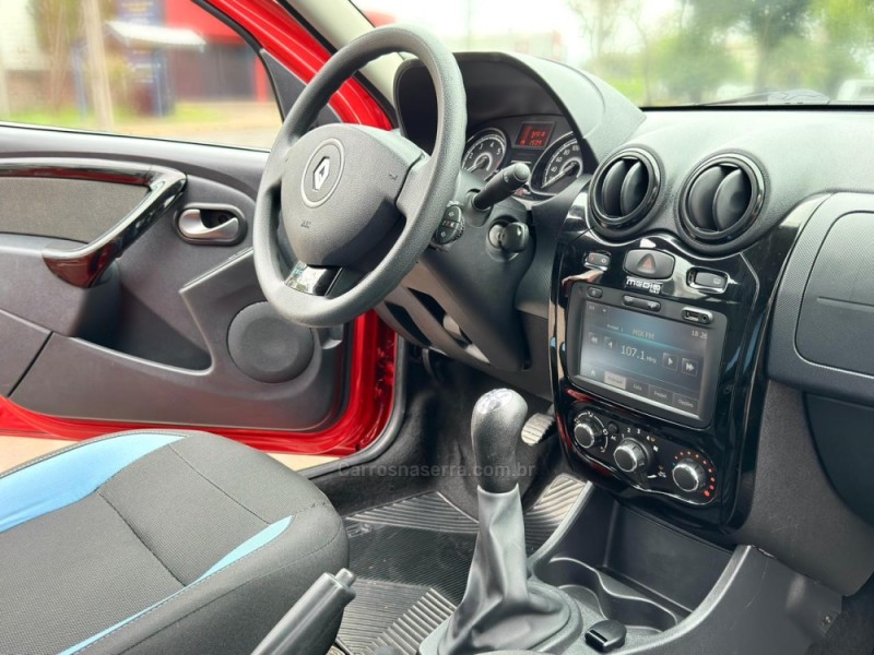 SANDERO 1.0 TECH RUN 16V FLEX 4P MANUAL - 2014 - NOVO HAMBURGO