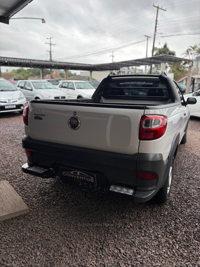 STRADA 1.4 MPI WORKING CS 8V FLEX 2P MANUAL - 2014 - LAJEADO