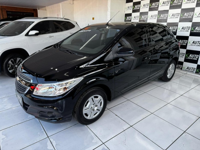 ONIX 1.0 MPFI LT 8V FLEX 4P MANUAL - 2014 - CAXIAS DO SUL