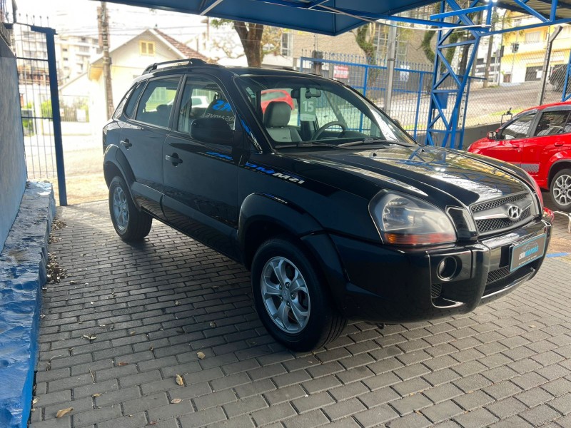 TUCSON 2.0 MPFI GLS 16V 143CV 2WD FLEX 4P AUTOMÁTICO - 2015 - CAXIAS DO SUL