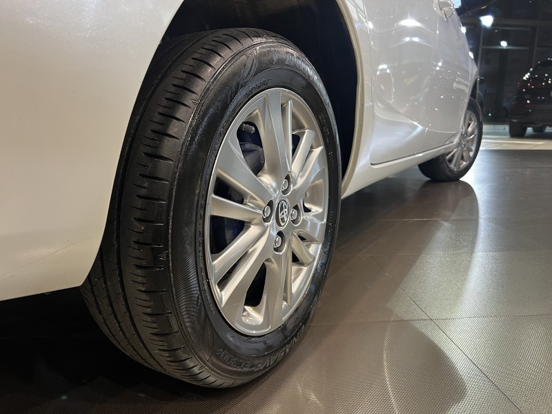 YARIS 1.5 16V FLEX SEDAN XL PLUS TECH MULTIDRIVE3 - 2022 - FARROUPILHA