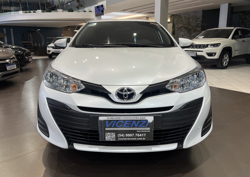 YARIS 1.5 16V FLEX SEDAN XL PLUS TECH MULTIDRIVE3 - 2022 - FARROUPILHA