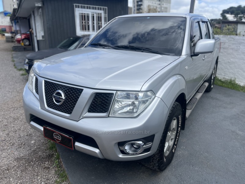 FRONTIER 2.5 S 4X4 CD TURBO ELETRONIC DIESEL 4P MANUAL - 2014 - CAXIAS DO SUL