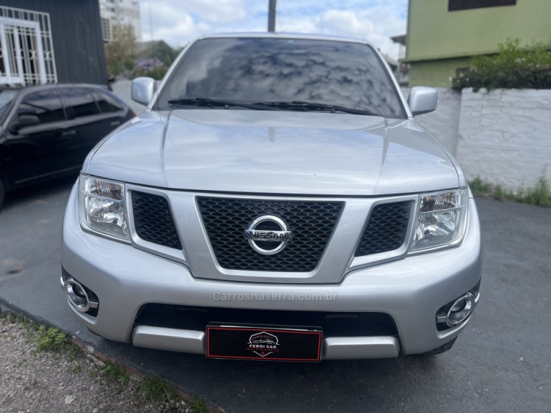 FRONTIER 2.5 S 4X4 CD TURBO ELETRONIC DIESEL 4P MANUAL - 2014 - CAXIAS DO SUL