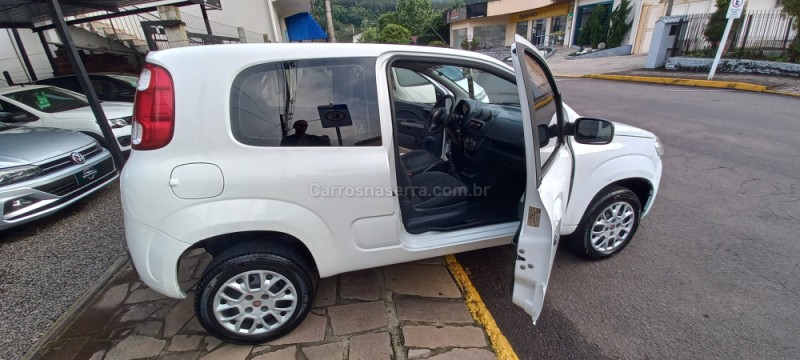 UNO 1.0 EVO VIVACE 8V FLEX 2P MANUAL - 2012 - PICADA CAFé