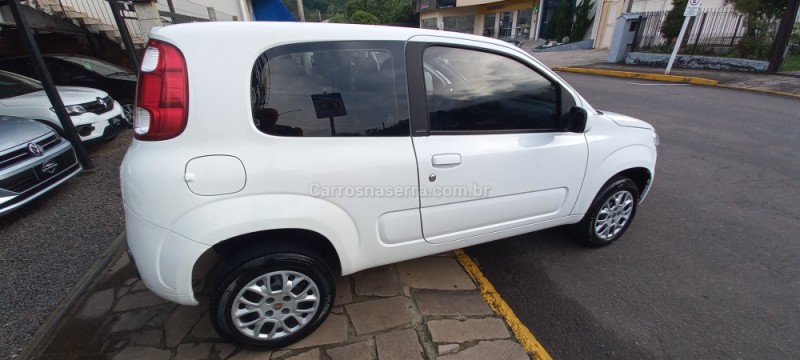UNO 1.0 EVO VIVACE 8V FLEX 2P MANUAL - 2012 - PICADA CAFé