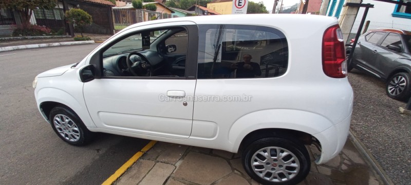 UNO 1.0 EVO VIVACE 8V FLEX 2P MANUAL - 2012 - PICADA CAFé
