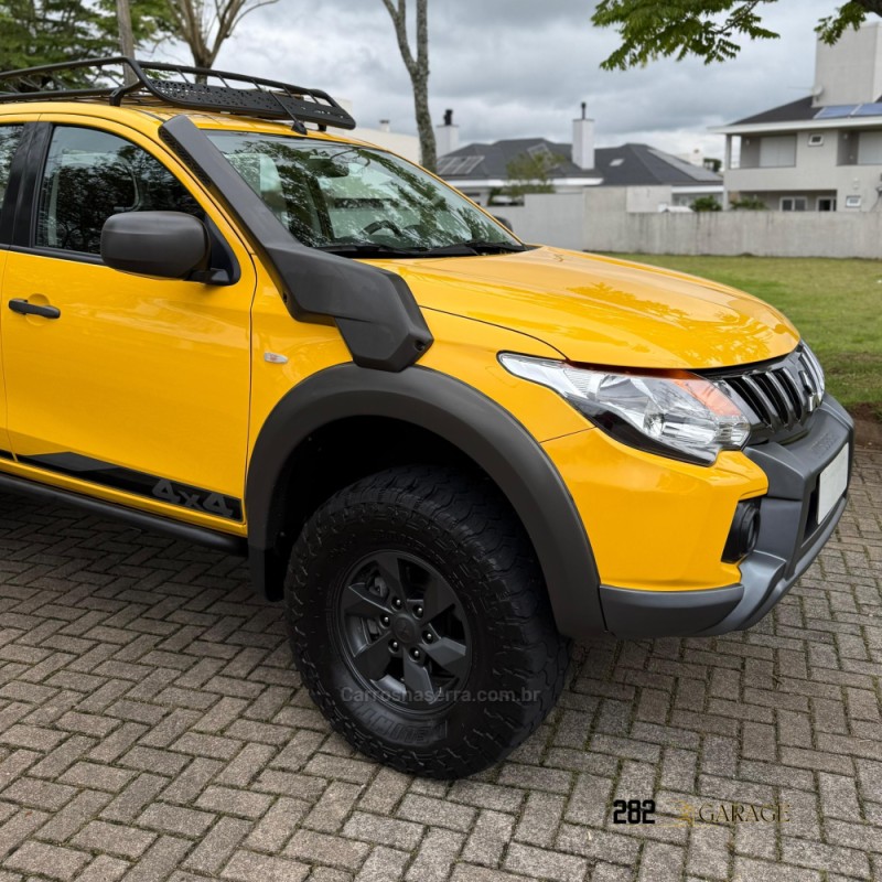 L200 SAVANA 2.4 4X4 16V TURBO DIESEL 4P AUTOMÁTICO - 2022 - FARROUPILHA