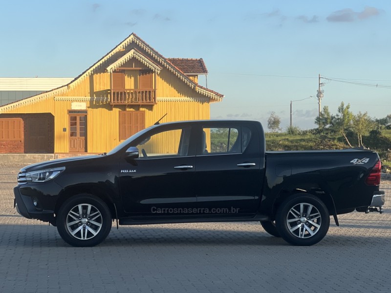 HILUX 2.8 SRX 4X4 CD 16V DIESEL 4P AUTOMÁTICO