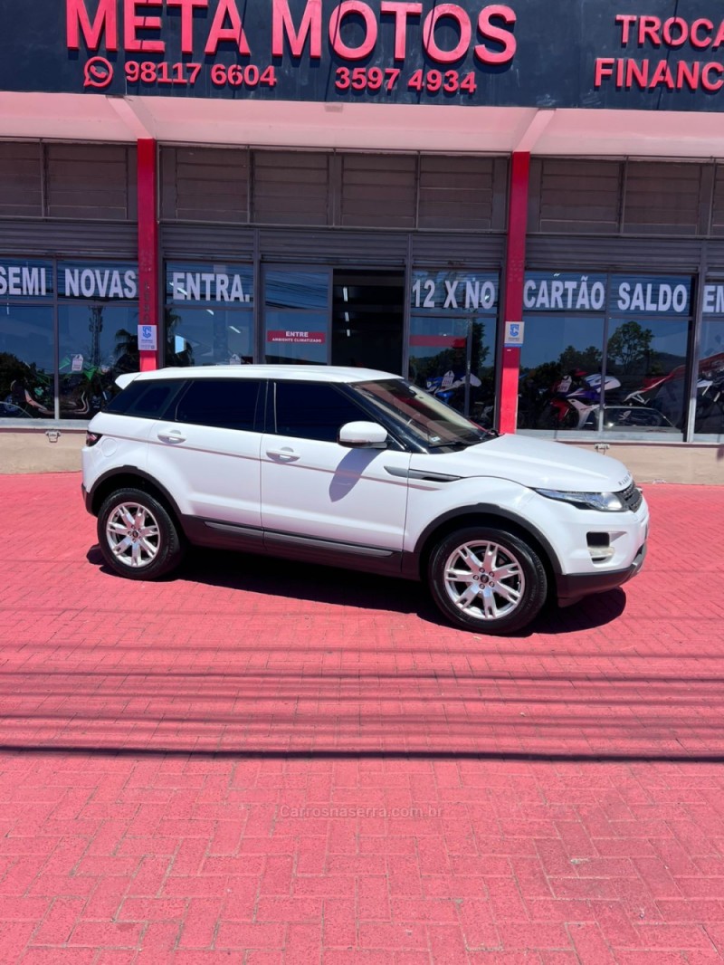 RANGE ROVER EVOQUE 2.0 PURE 4WD 16V GASOLINA 4P AUTOMÁTICO - 2013 - CAMPO BOM
