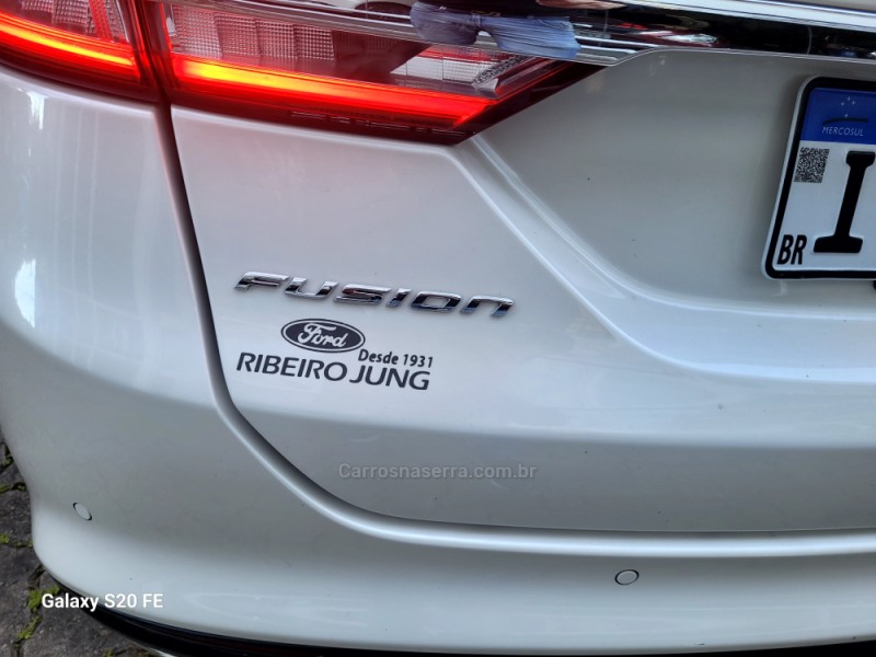 FUSION 2.0 TITANIUM FWD 16V GASOLINA 4P AUTOMÁTICO - 2018 - NOVA PRATA
