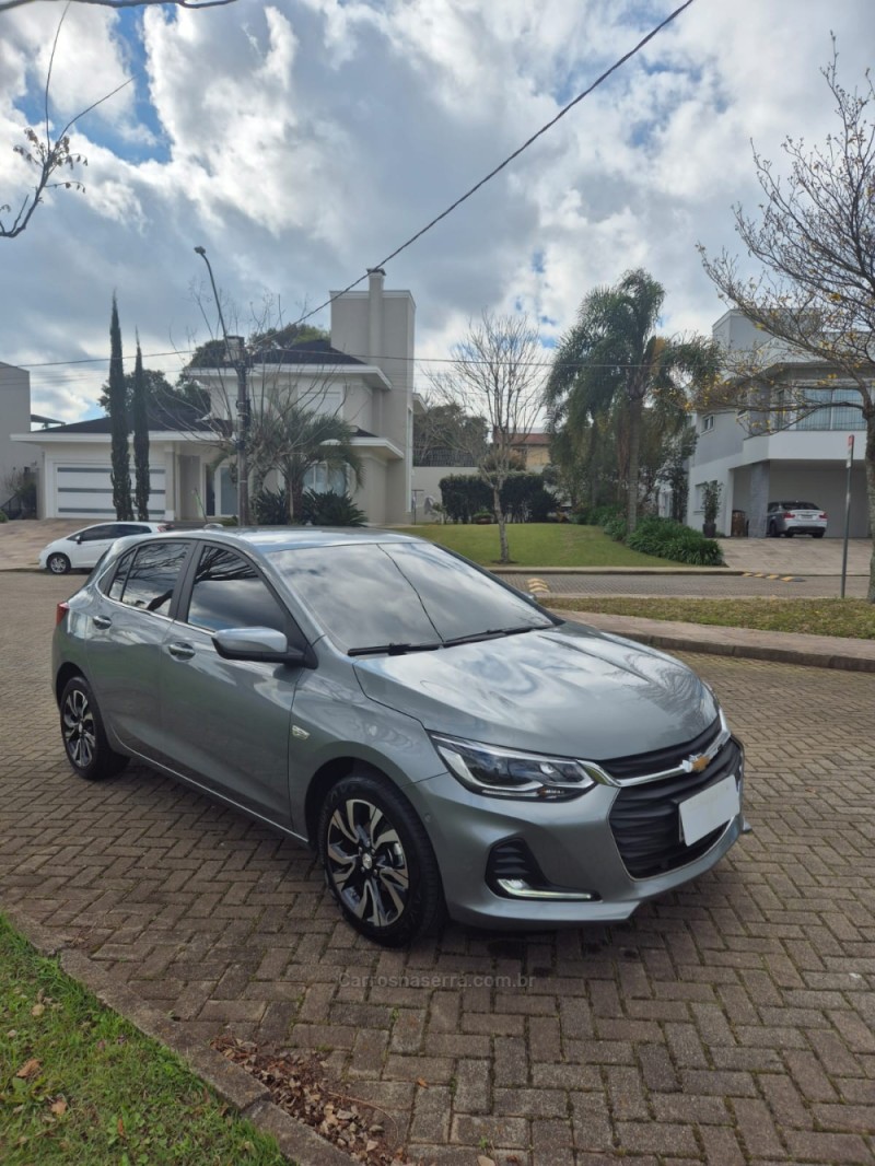 ONIX 1.0 PLUS 12V TURBO 4P AUTOMÁTICO - 2025 - BENTO GONçALVES