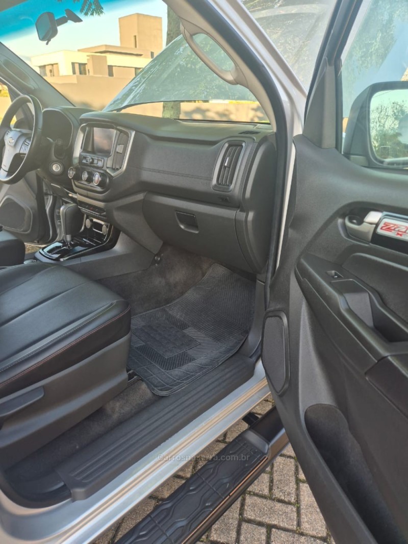 S10 2.8 Z71 4X4 CD 16V TURBO DIESEL 4P AUTOMÁTICA - 2023 - BENTO GONçALVES